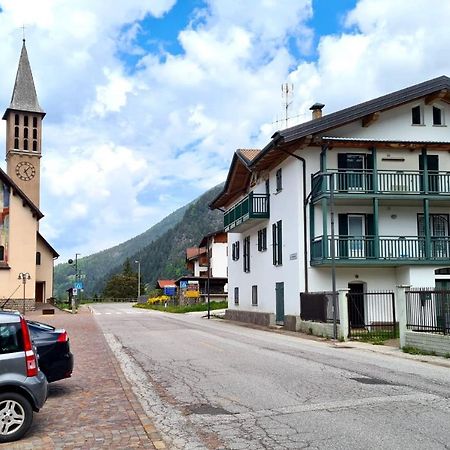 Laghetto Delle Buse Home Brusago Buitenkant foto